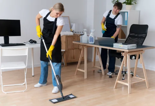 Nettoyage de bureau professionnel à Chapelle-Spinasse